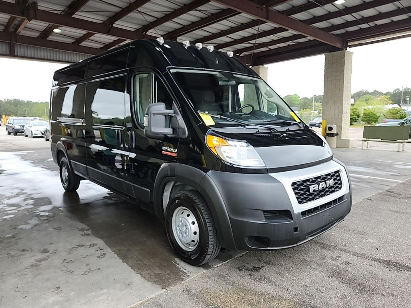 2021 RAM Promaster Promaster 2500 (3C6LRVDG5ME) with an 3.6 engine, Auto transmission, located at 5103 Dorchester Rd., Charleston, SC, 29418-5607, (843) 767-1122, 36.245171, -115.228050 - (Please call us at 843-767-1122 to confirm availability) - Photo#1